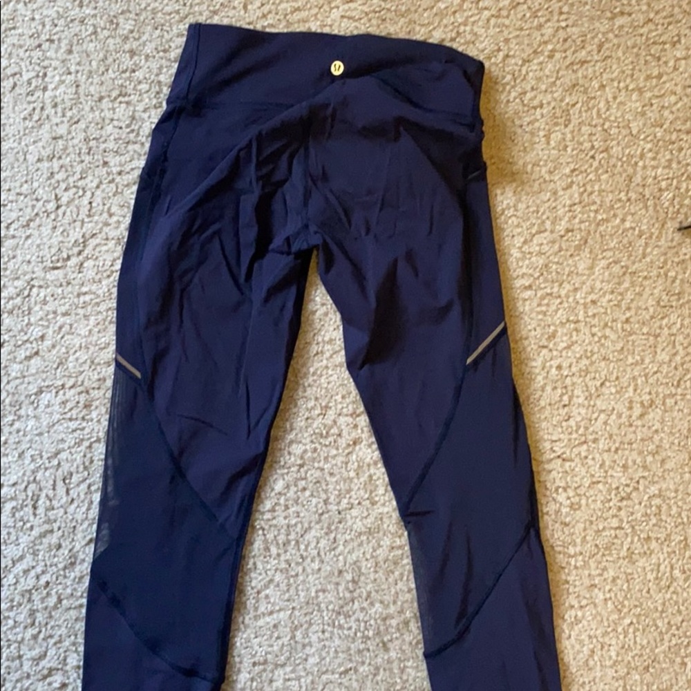Lululemon leggings with pocket
